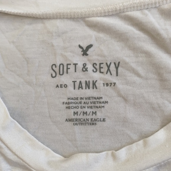 Super soft white tank top size m - Picture 2 of 3